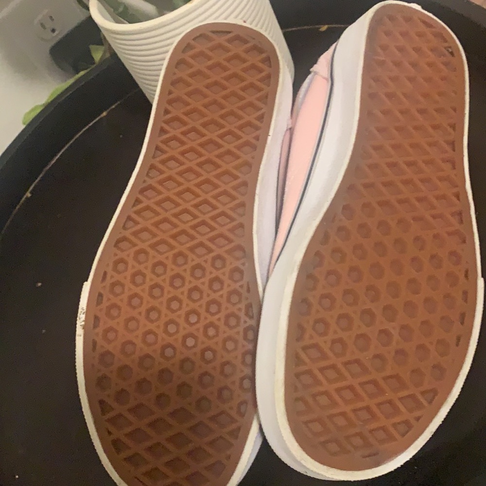 Vans - Picture 2 of 2